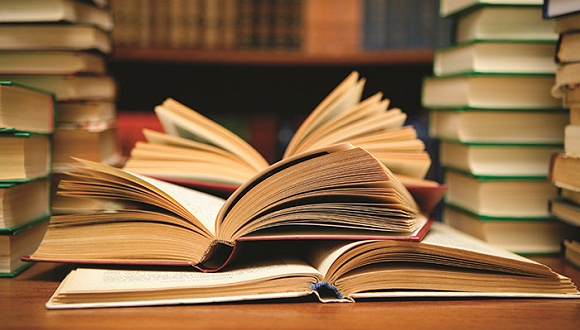 佰图集团丨涉及敏感内容的作品能出版吗？